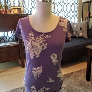 LAST CHANCE Aeropostale purple flower top